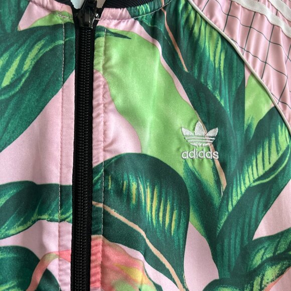 "Adidas" water proof jacket - Size M - Picture 2 of 7